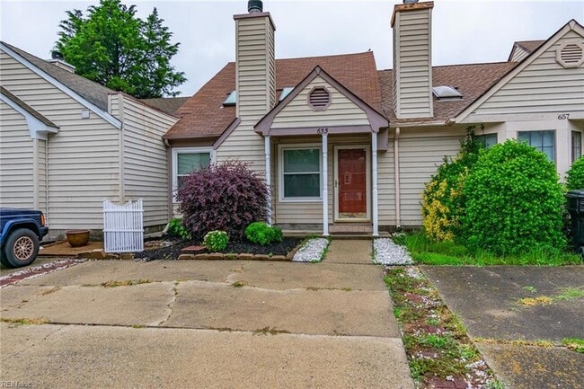 Photo - 655 Biltmore Dr