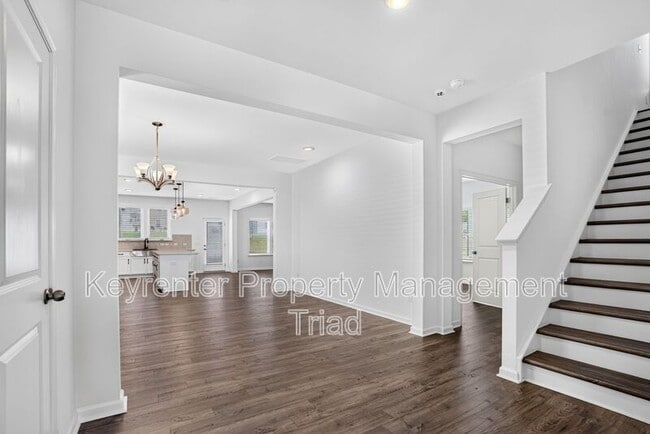3012 Highlander Pt