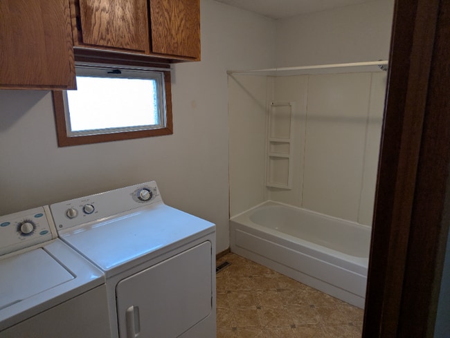 Photo - 426 Maple St