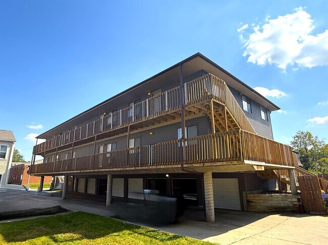 Photo - 619 S Johnson-5 Unit 5