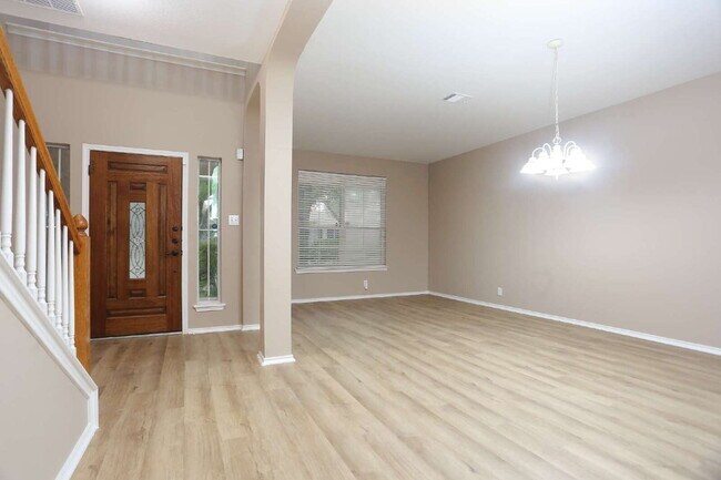 Photo - 14514 Redwood Valley