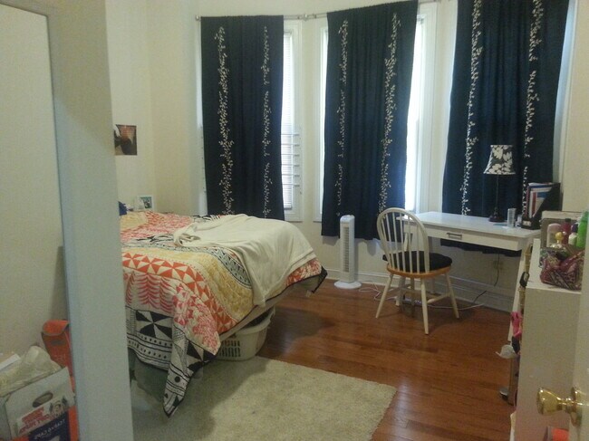 Photo - 4228 Spruce St