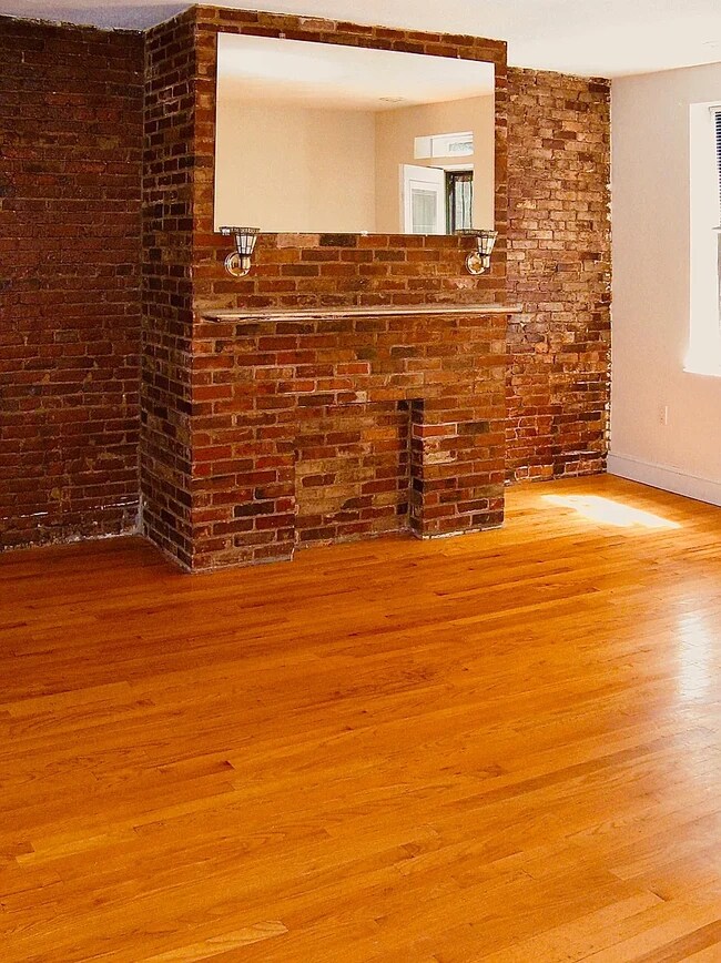 Photo - 670 Tremont St Unit BR