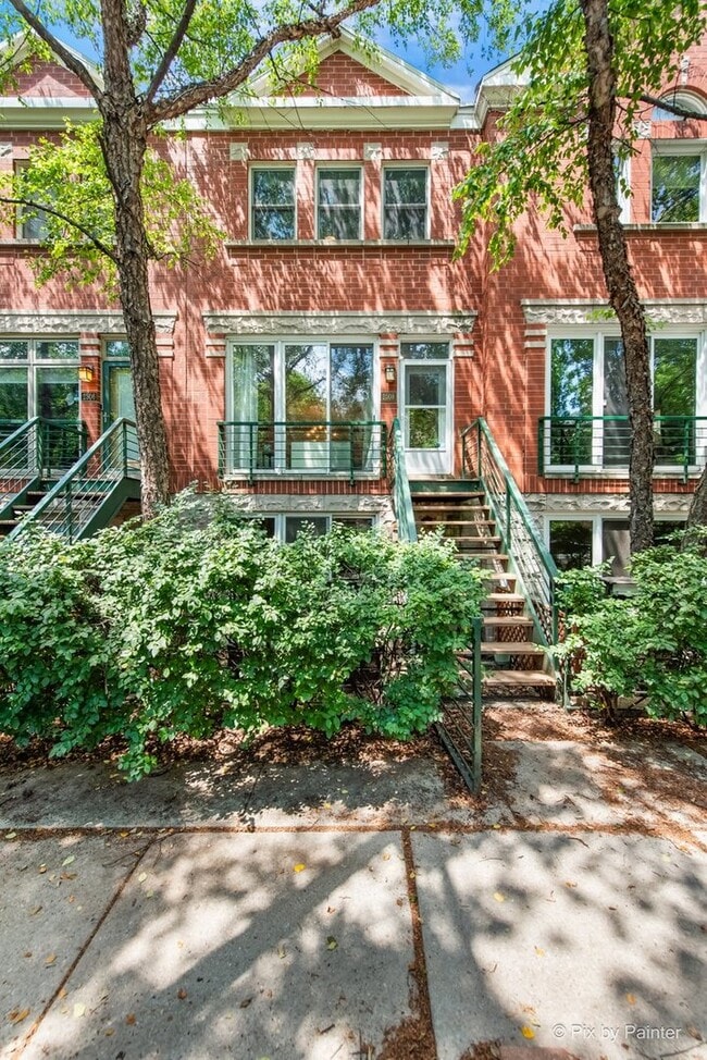 Building Photo - 2508 N Bosworth Ave Rental