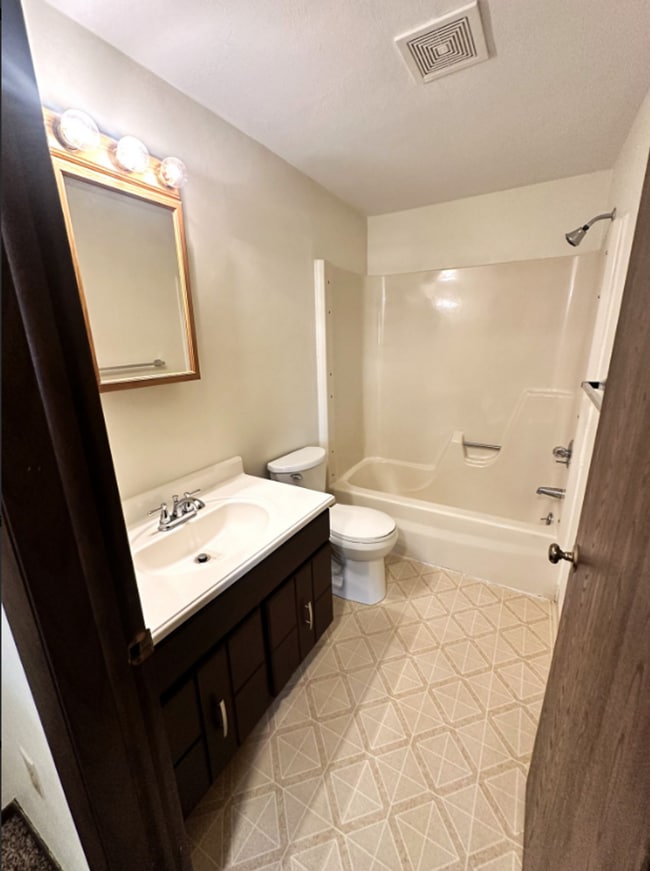 Photo - Briarwood Townhomes