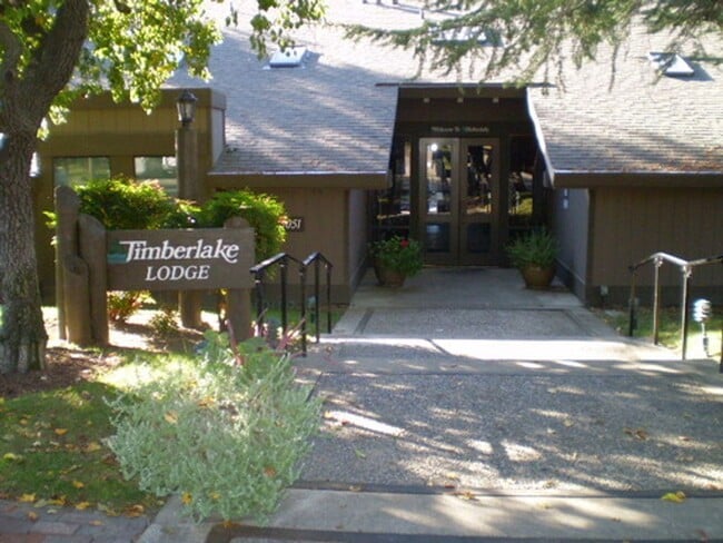 Building Photo - Stunning Timberlake Lodge Condo in Quiet Arden-Arcade Community!