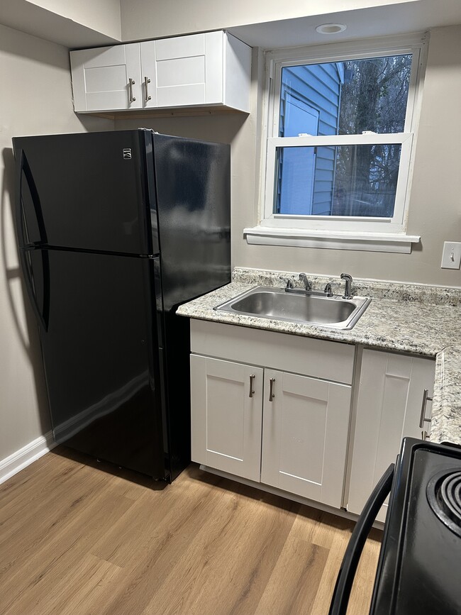 Photo - 574 W Loch Lomond Dr