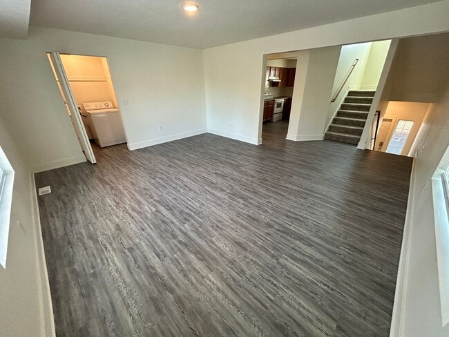 Photo - 803 E Mission Ave Unidad 803 1/2