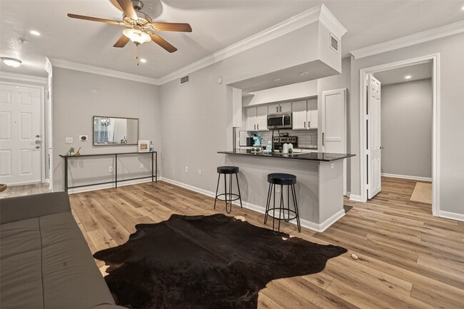 Photo - 7575 Kirby Dr Unidad 2103