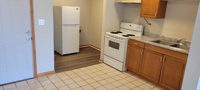 Photo - 5916 W 9th Ave