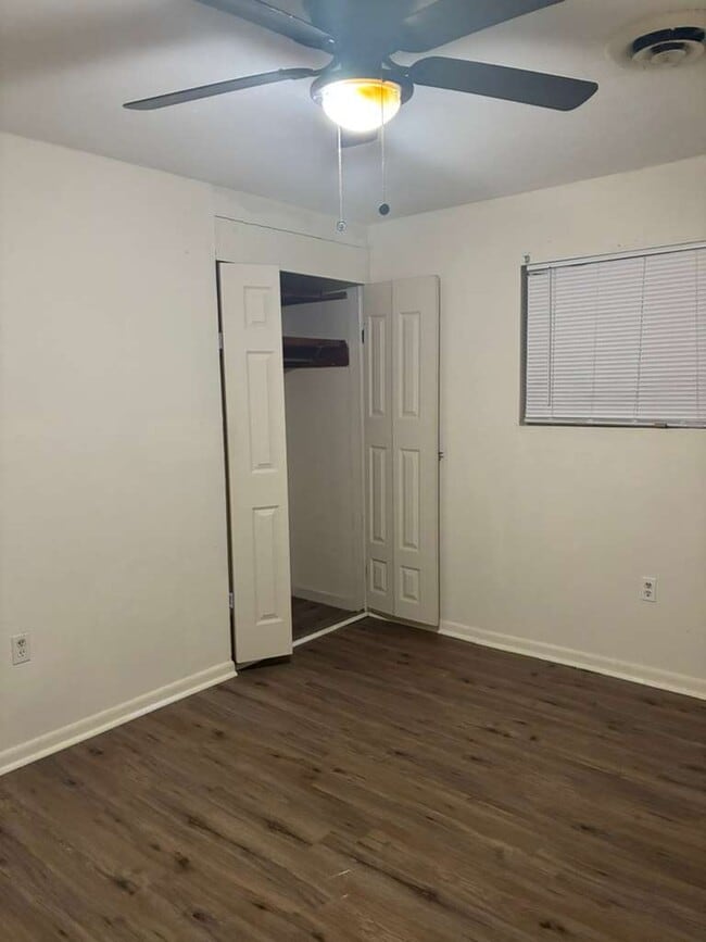 Photo - 228 Melrose Dr