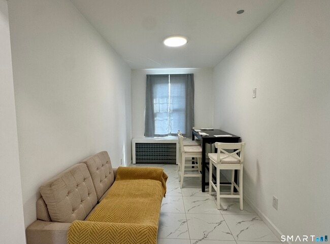 Photo - 41 Young Dixon Way Unit 2