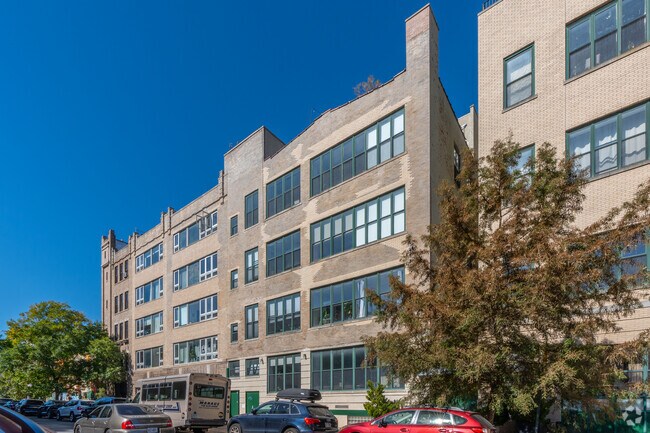 Photo - Artists-In-Residence