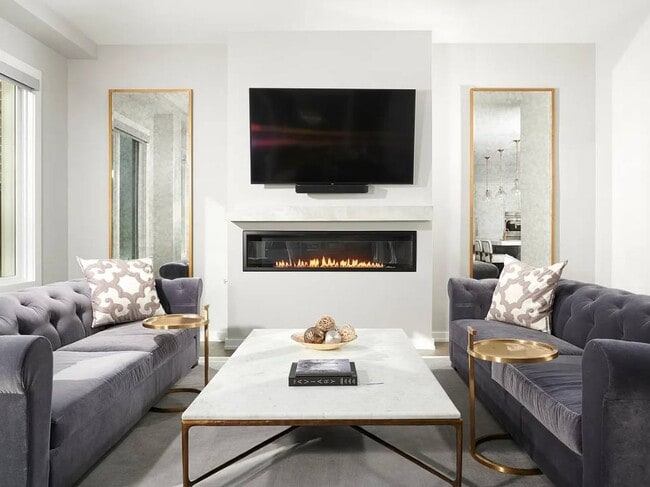 Photo - 2753 N Hampden Ct Unit 2B