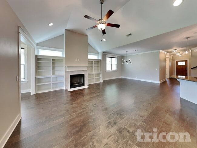 Photo - 228 Rockcastle Dr