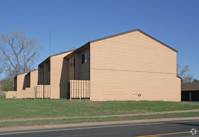 Building Photo - Elk Ridge Manor Rental