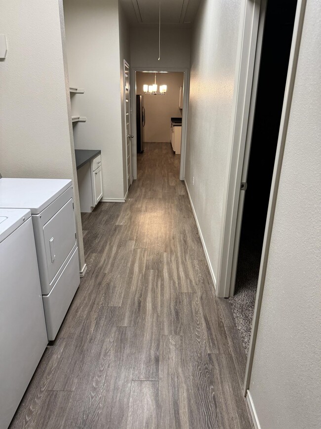 Photo - 2106 10th St