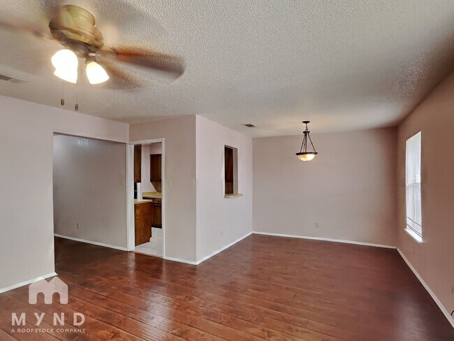 Photo - 5515 Brookview Ct Condo