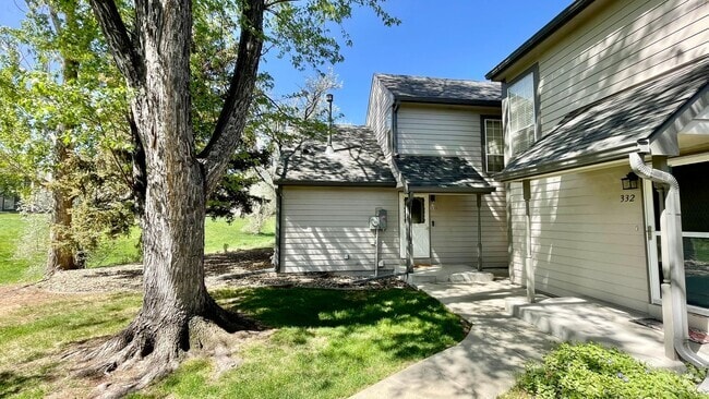 Building Photo - Mountain Views & Resort-Style Living Await! Rental