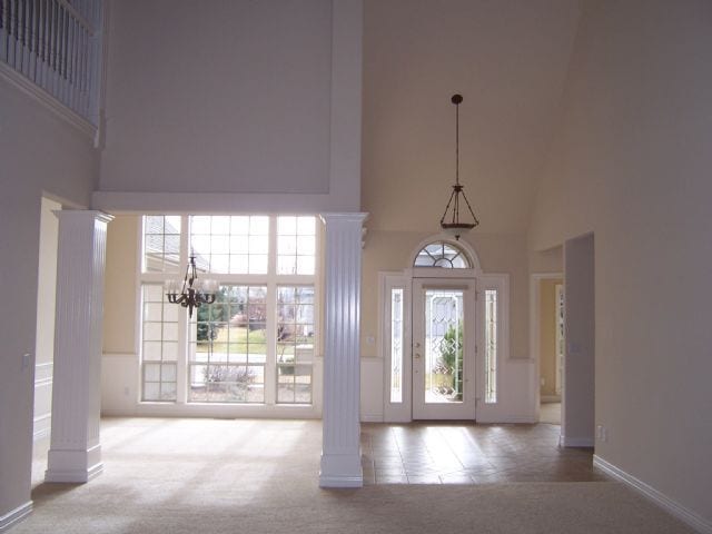 Building Photo - 576 E Riverchase Way Unit 576