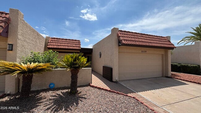 Photo - 2529 E Bluefield Ave
