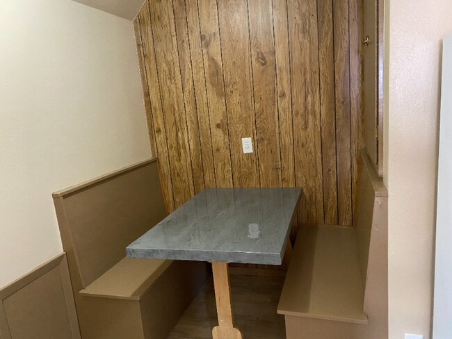 Photo - 227 Central Ave S Unit 6