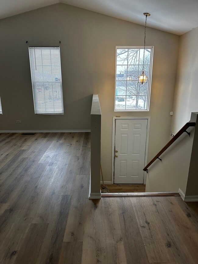 Photo - 1121 Symphony Dr