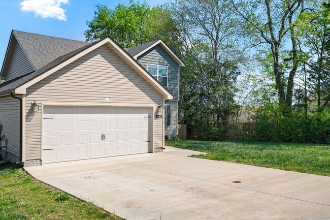 Photo - Beautiful Single-Family Home With A Community Park