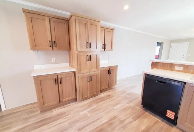 Photo - 9270 Windjammer Dr