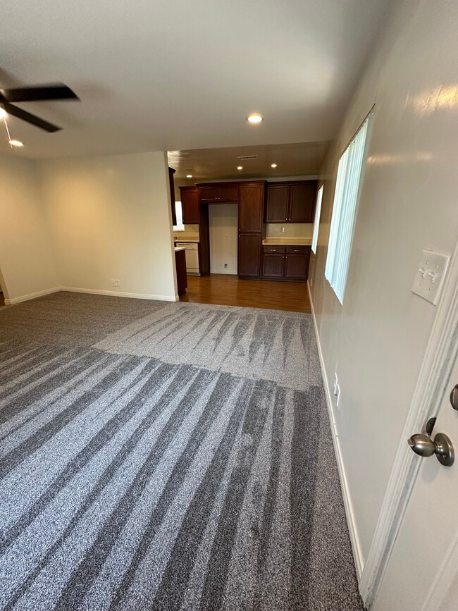 Photo - 1364 Marline Ave