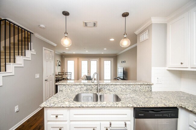 Photo - 2332 Winrock Blvd Unidad 161